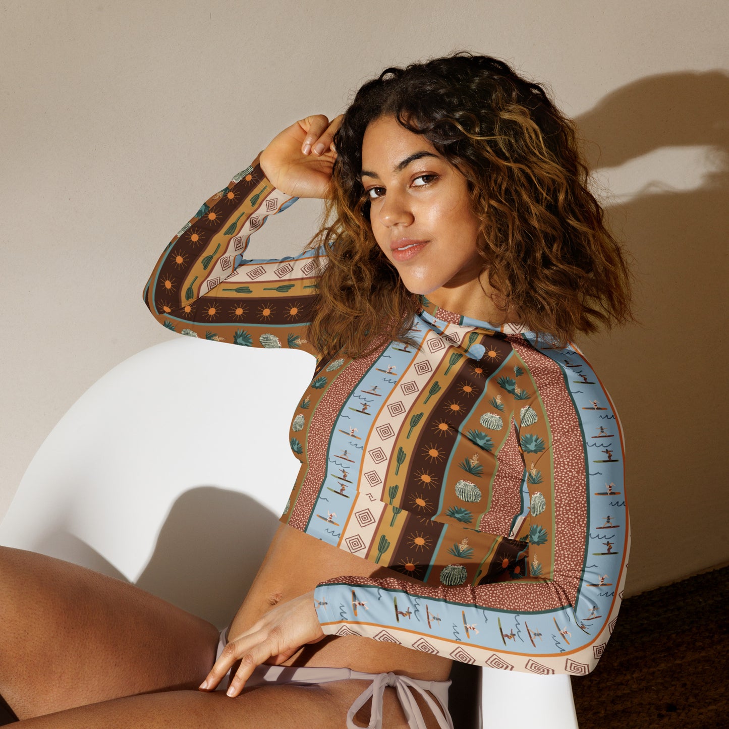 Daydreamer—Desert Boarder Print Long-Sleeve Cropped Rashguard